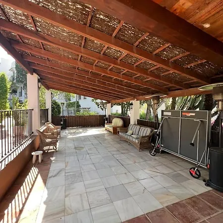 Peaceful House Apartment