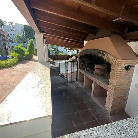 Peaceful House Apartment